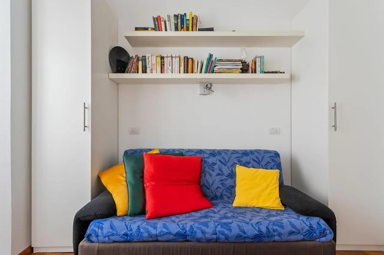 Piazzetta Lake View By Halldis Dongo Apartment