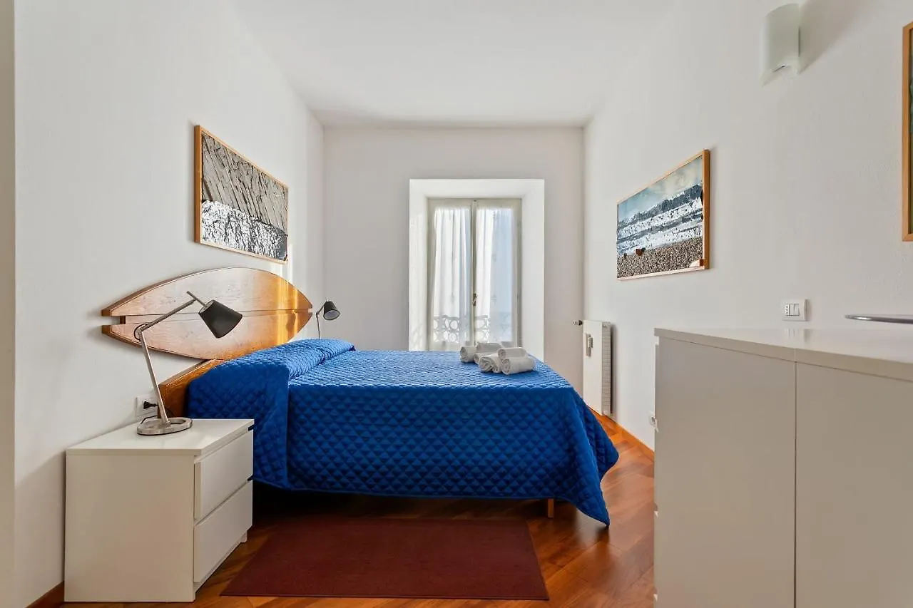 Piazzetta Lake View By Halldis contacts