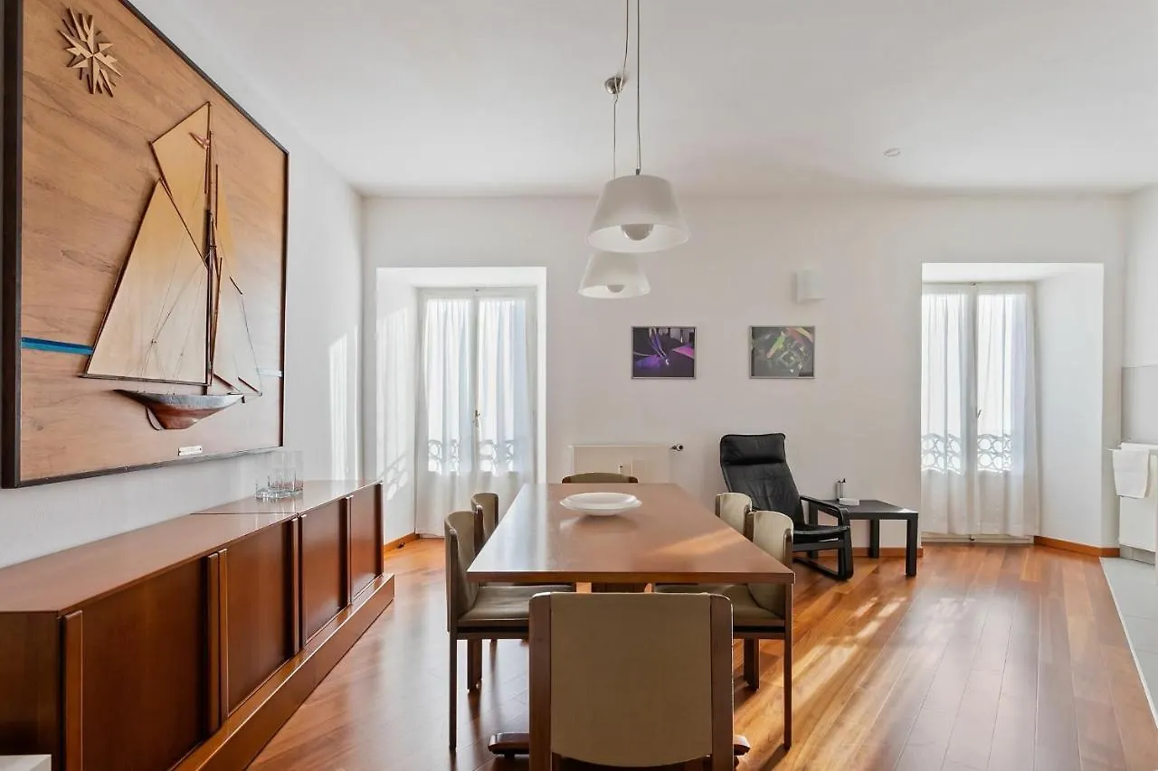 Apartment Piazzetta Lake View By Halldis Dongo